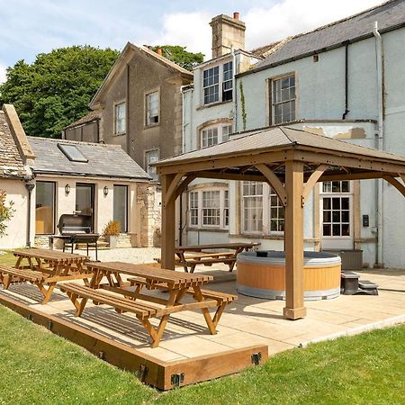 Cotswold Manor House - Country House Retreat With Hot Tub, Ideal For Large Groups Petty France Exterior photo