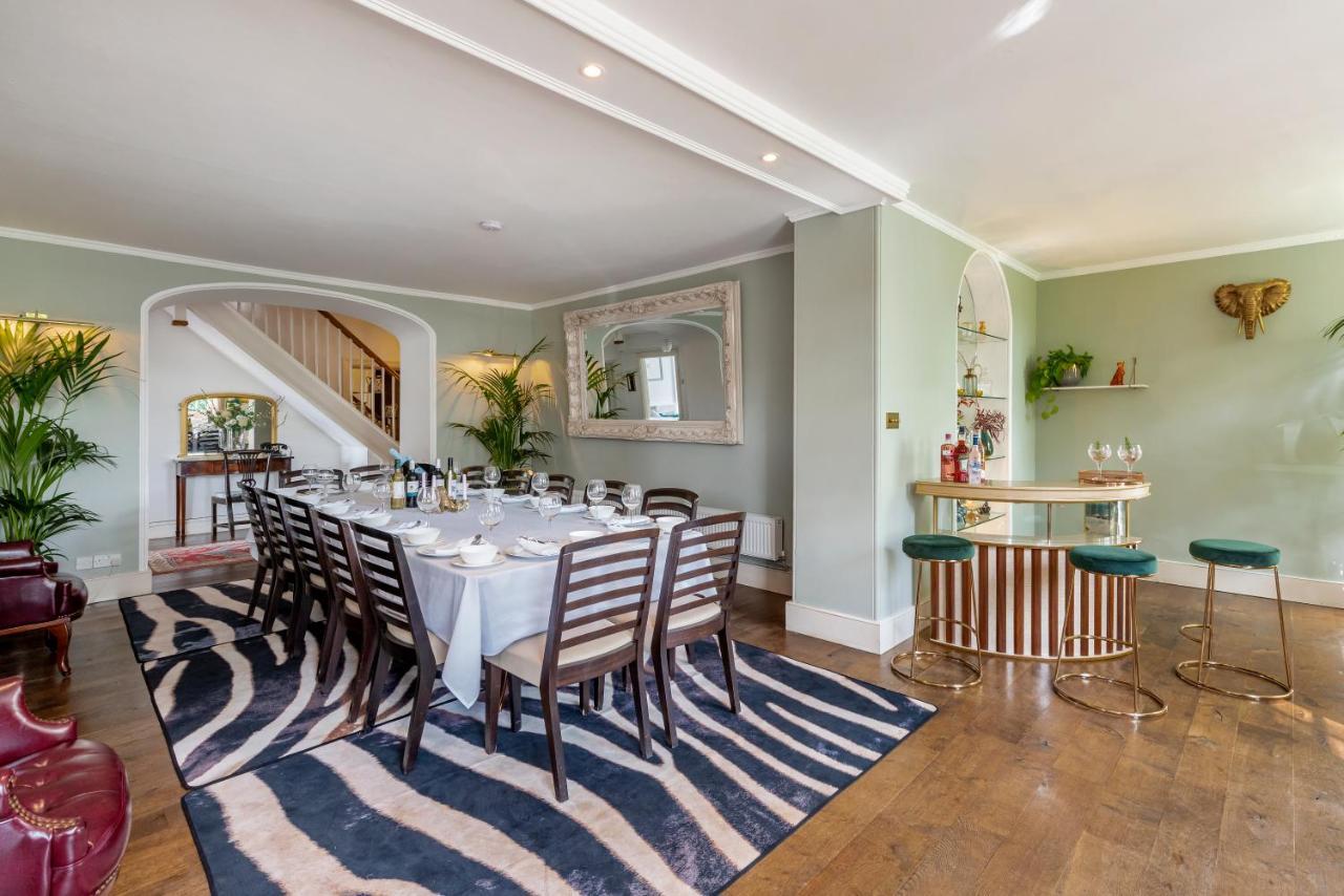Cotswold Manor House - Country House Retreat With Hot Tub, Ideal For Large Groups Petty France Exterior photo