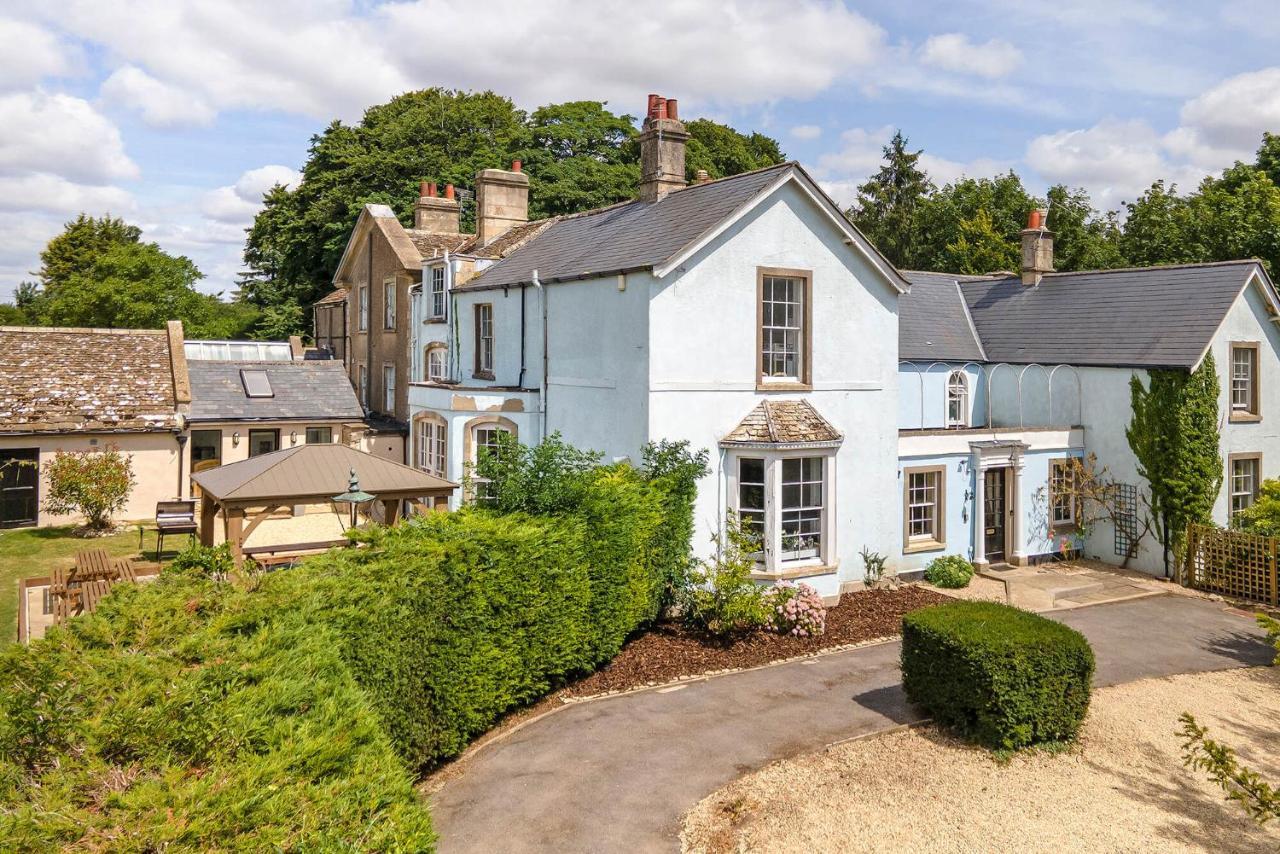 Cotswold Manor House - Country House Retreat With Hot Tub, Ideal For Large Groups Petty France Exterior photo
